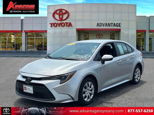 Used 2024 Toyota Corolla LE FWD image 4