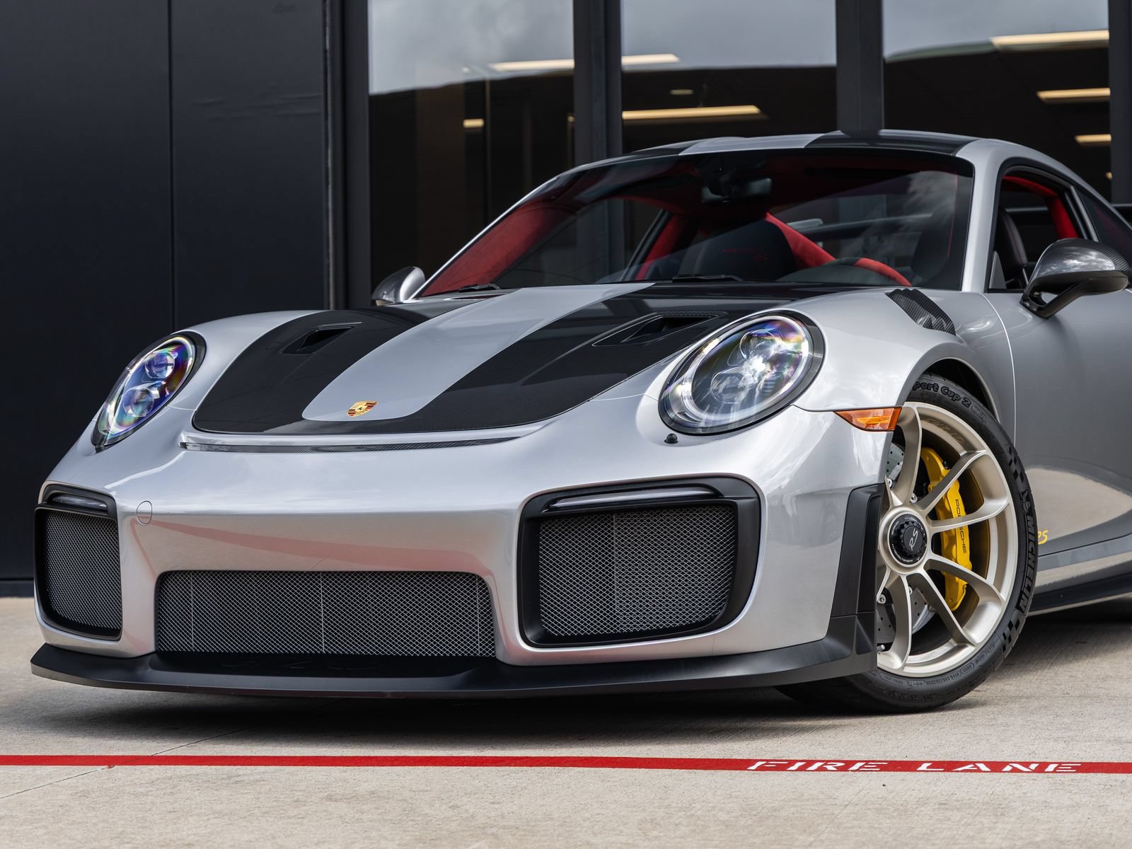 Certified 2018 Porsche 911 GT2 RS RWD image 7