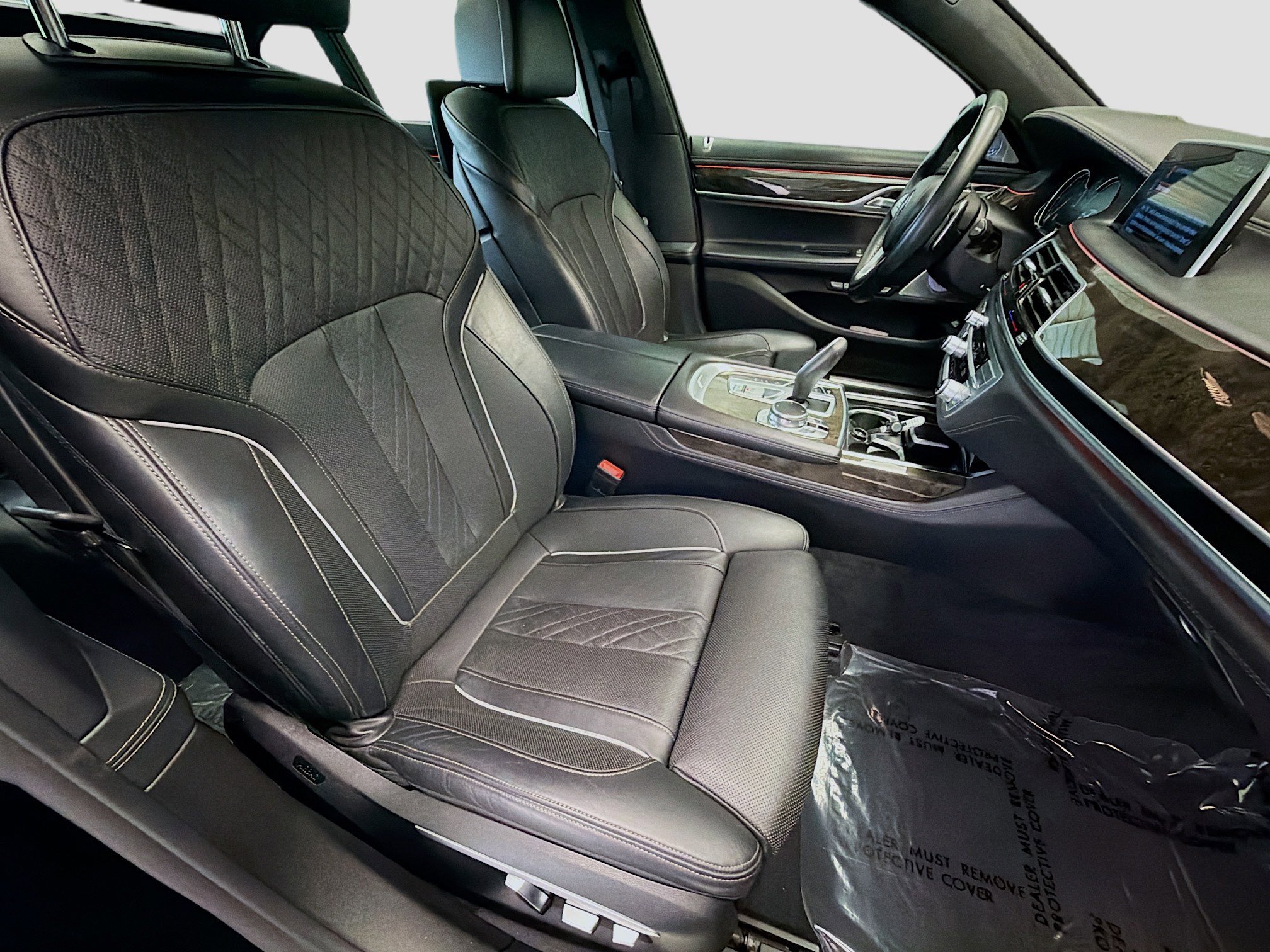 Used 2016 BMW 750i RWD image 15