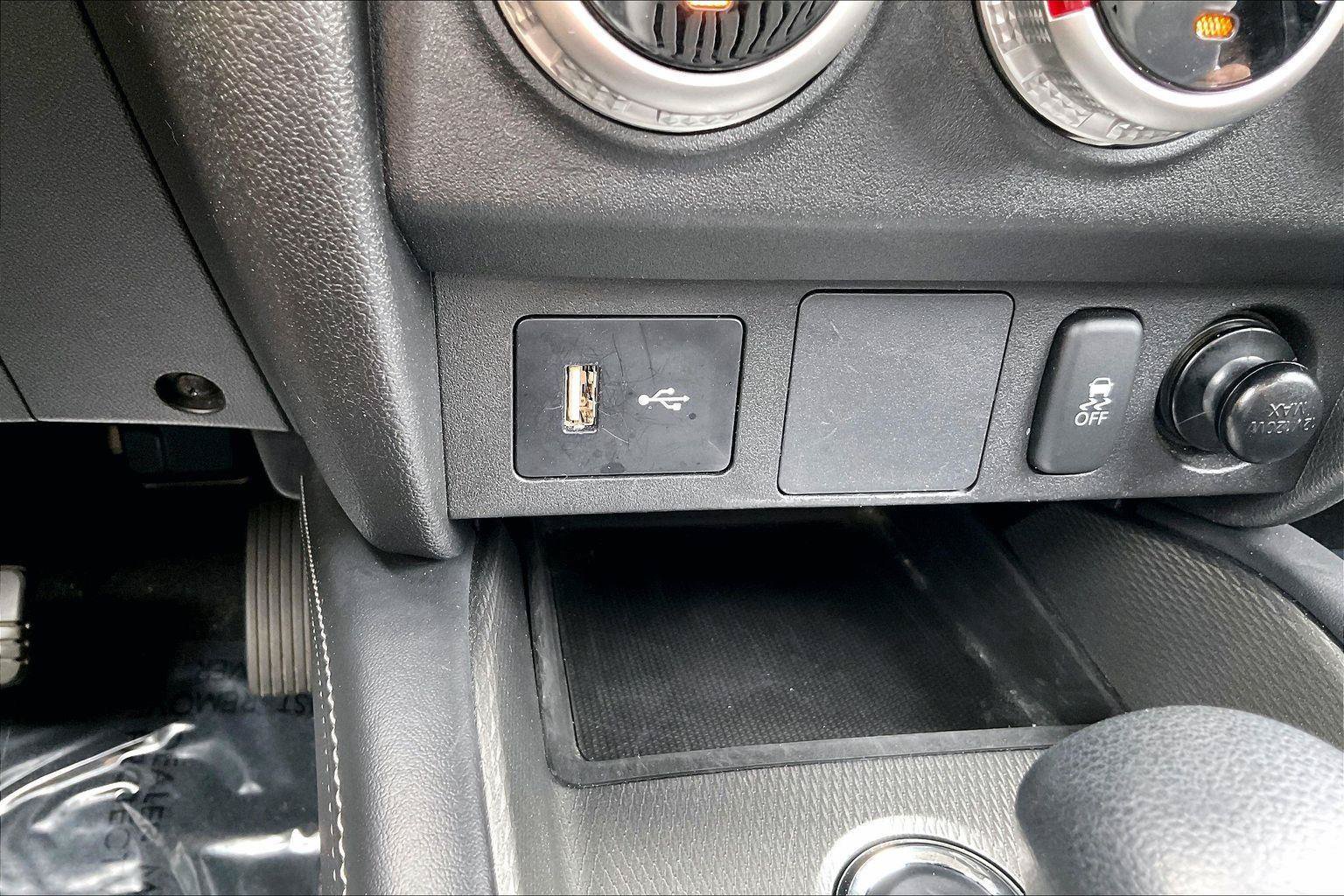 Used 2025 Mitsubishi Outlander Sport AWD image 31
