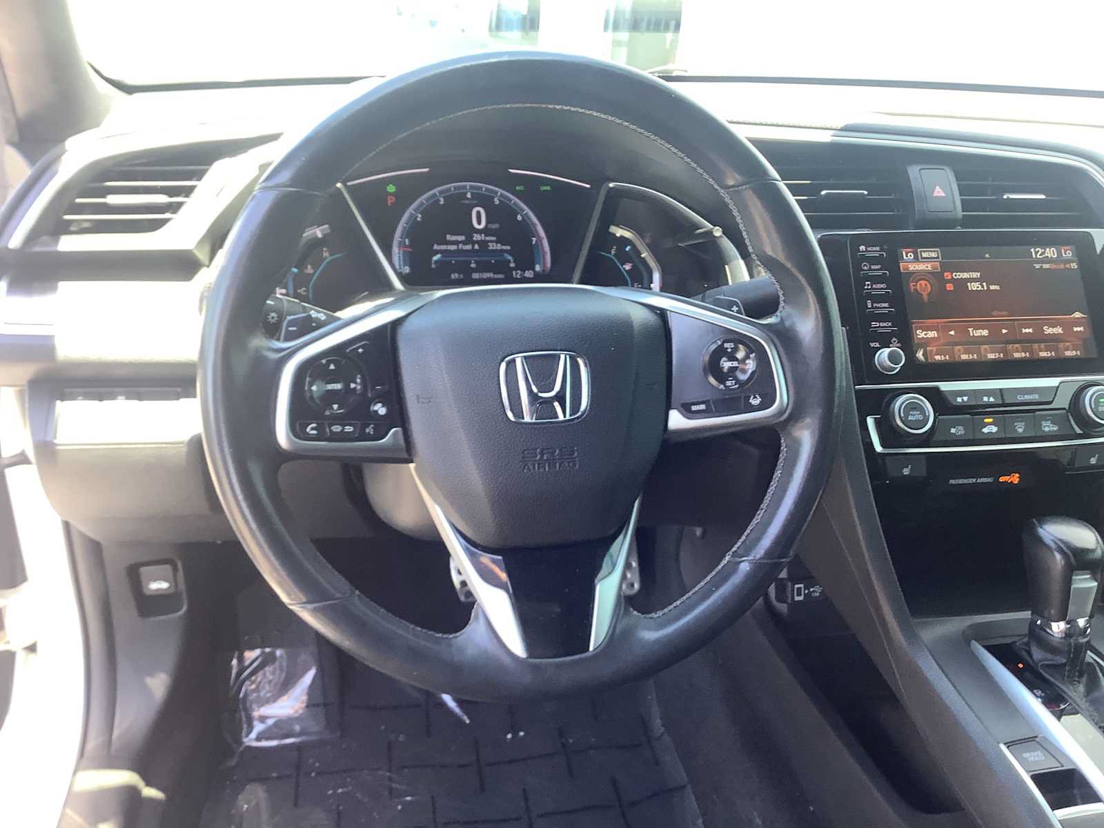 Used 2019 Honda Civic Touring image 10