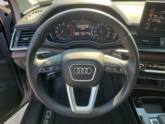 Used 2024 Audi Q5 2.0T Premium AWD/4WD image 27