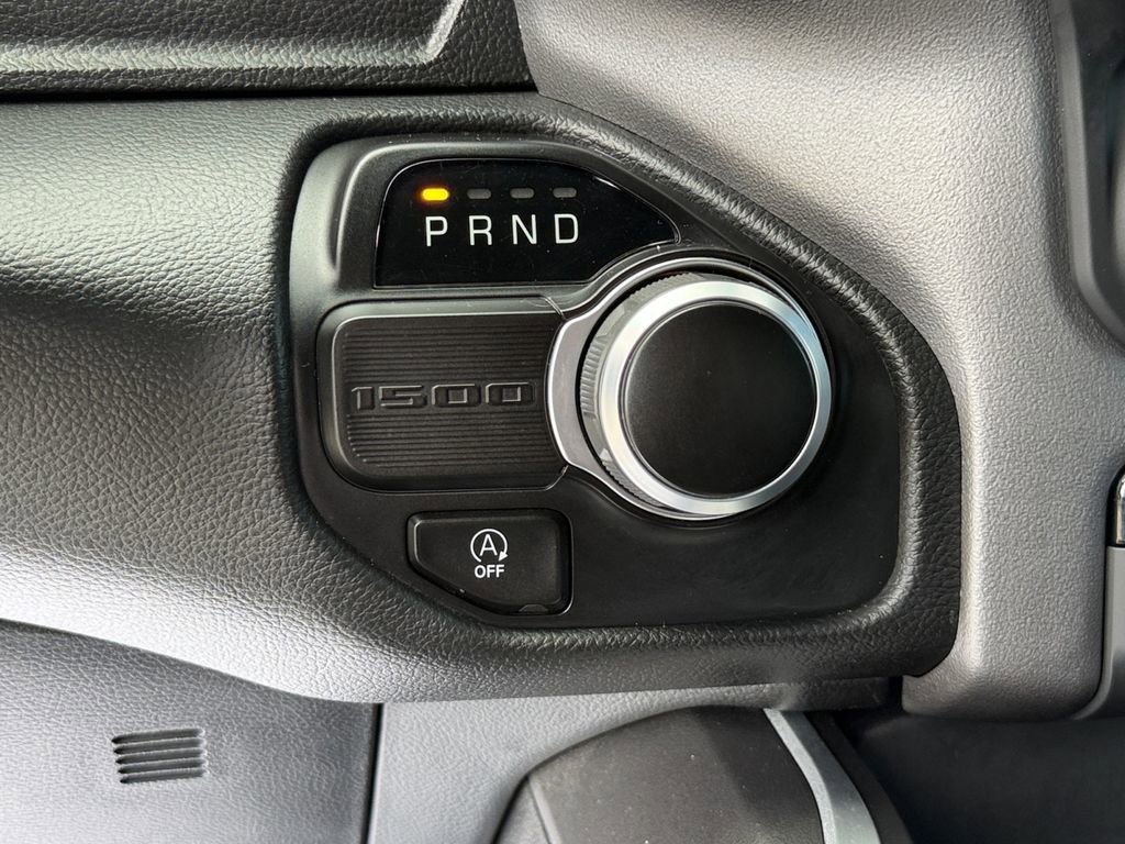 Used 2023 RAM 1500 Big Horn RWD image 28
