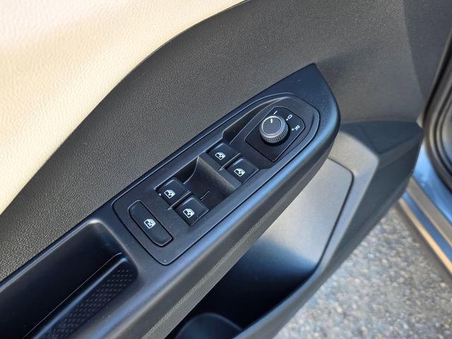 Used 2025 Volkswagen Taos S image 21