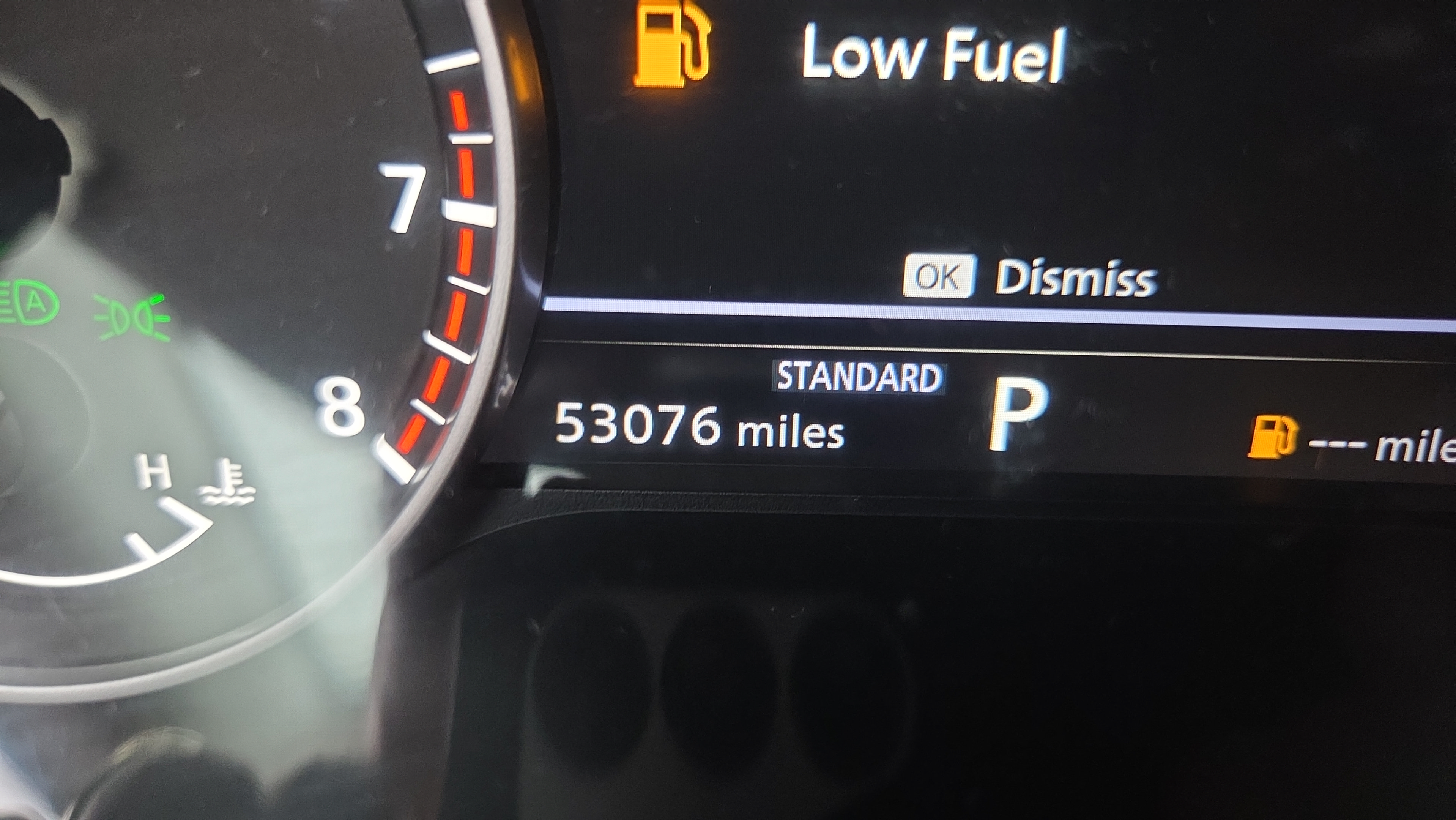 Used 2024 Nissan Pathfinder SV FWD image 29