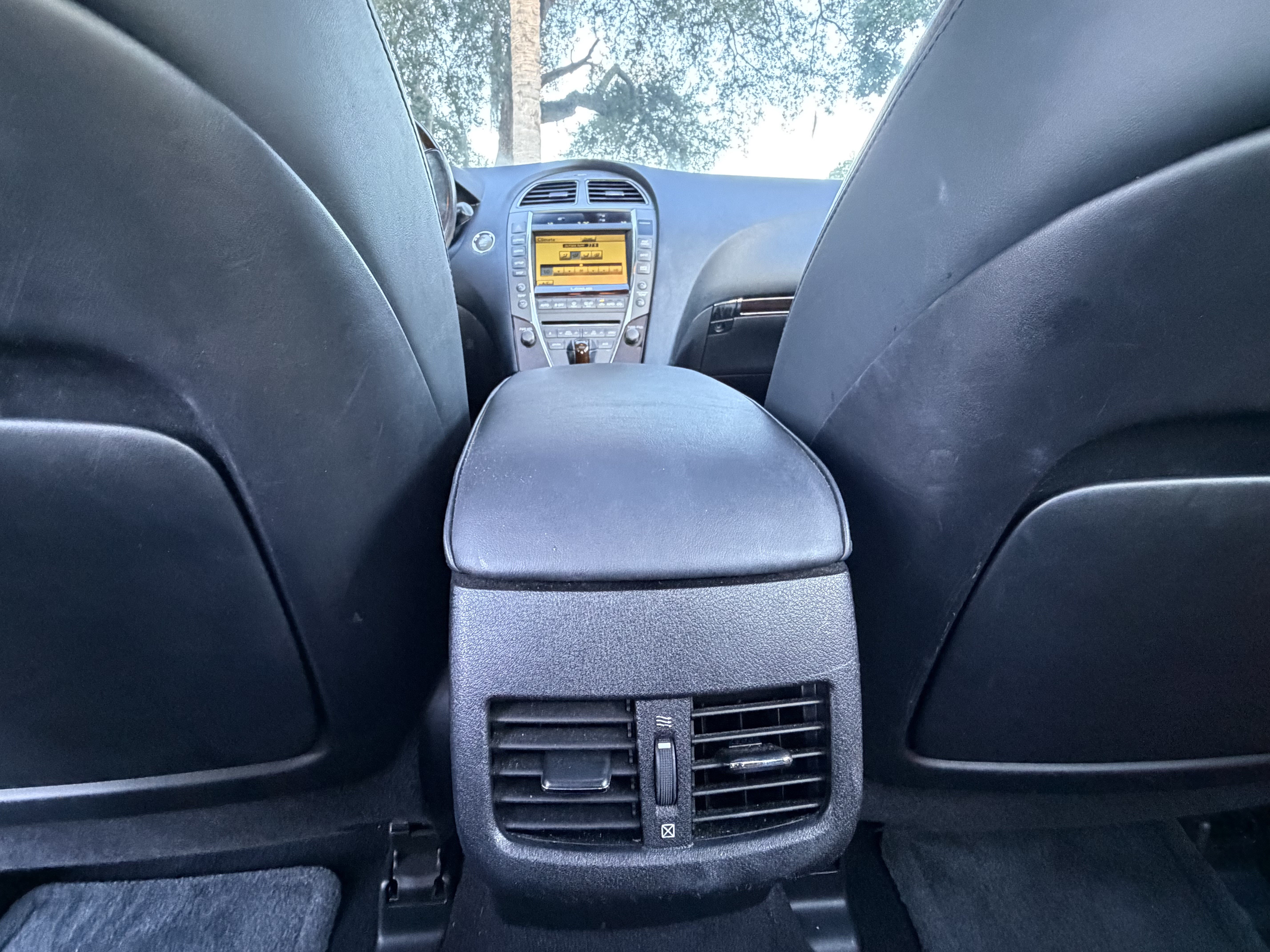 Used 2011 Lexus ES 350 FWD image 37