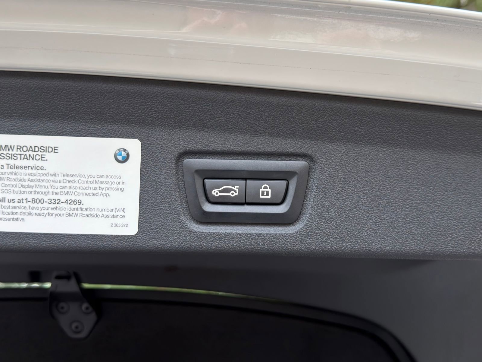 Used 2023 BMW i4 eDrive40 w/ Premium Package image 18