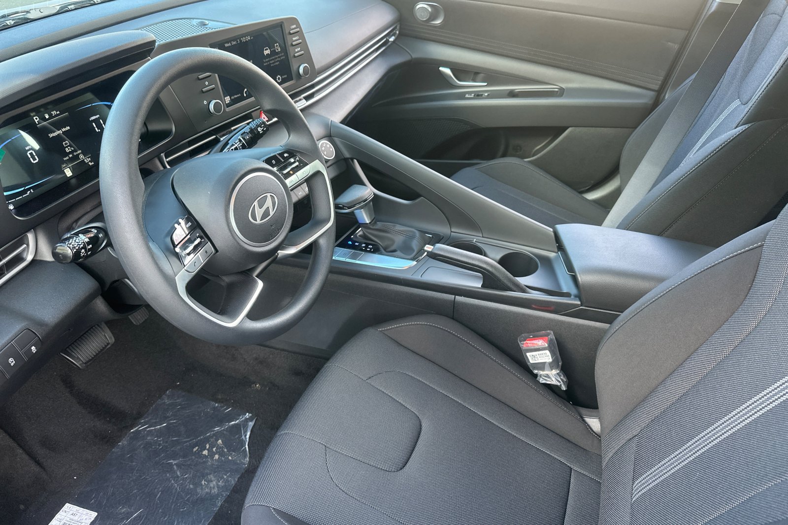 New 2026 Hyundai Elantra SE FWD image 10