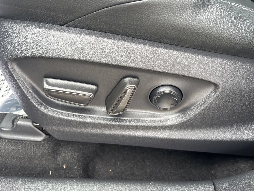 Certified 2023 Subaru Solterra AWD image 20