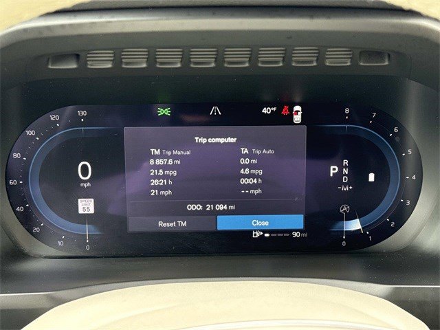 Used 2023 Volvo XC90 B6 Plus image 28