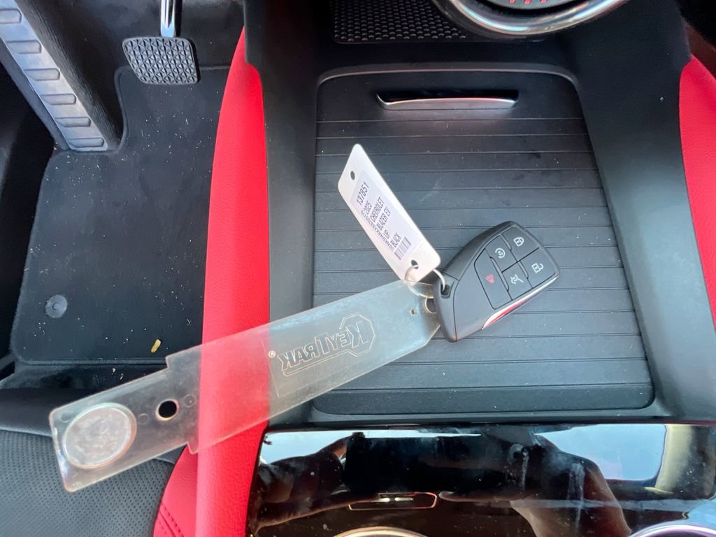 New 2025 Chevrolet Blazer EV RS image 39