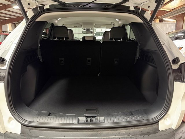 Used 2025 Ford Escape Platinum w/ Class II Trailer Tow Package image 11