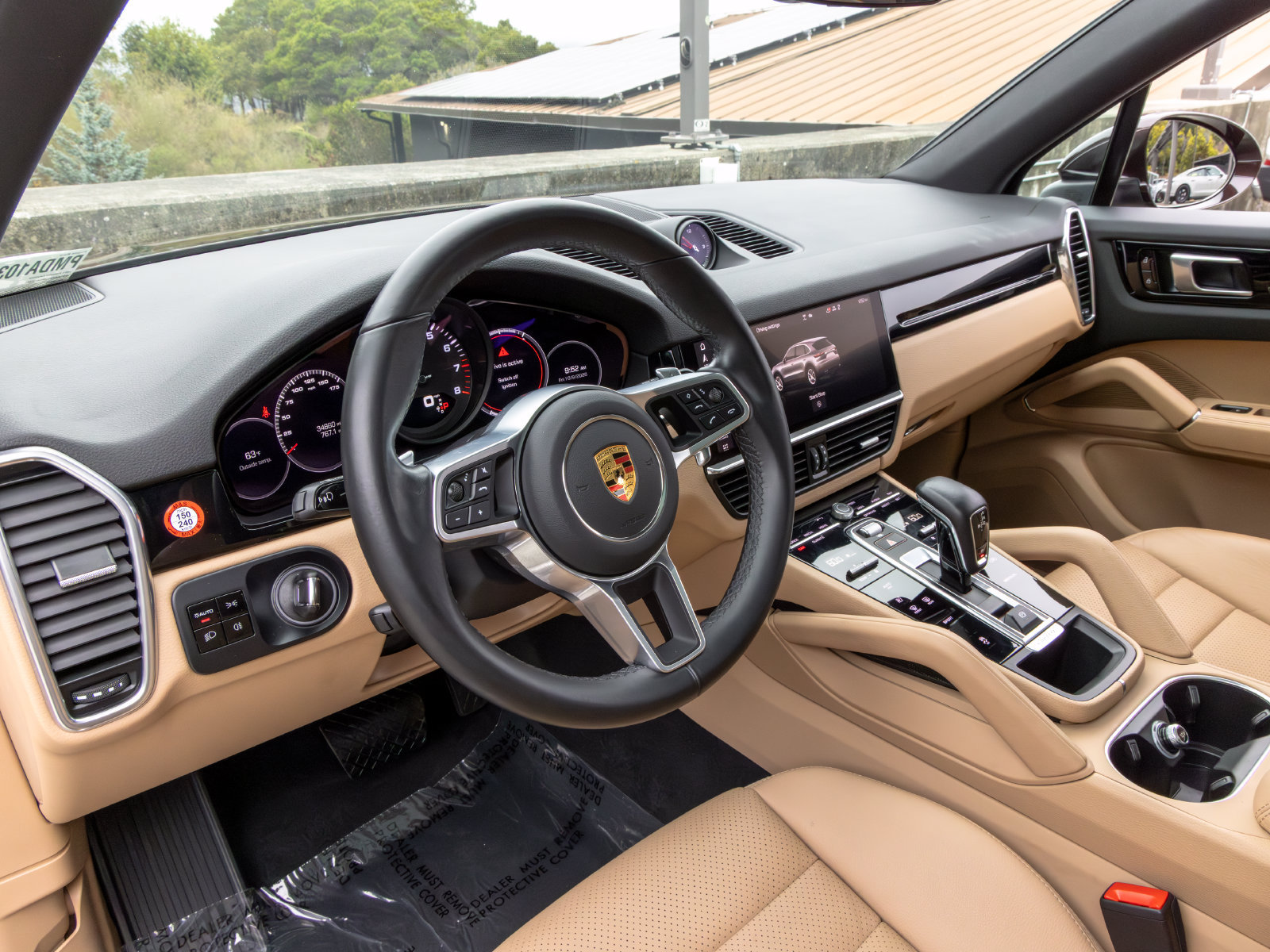 Certified 2021 Porsche Cayenne AWD/4WD image 4