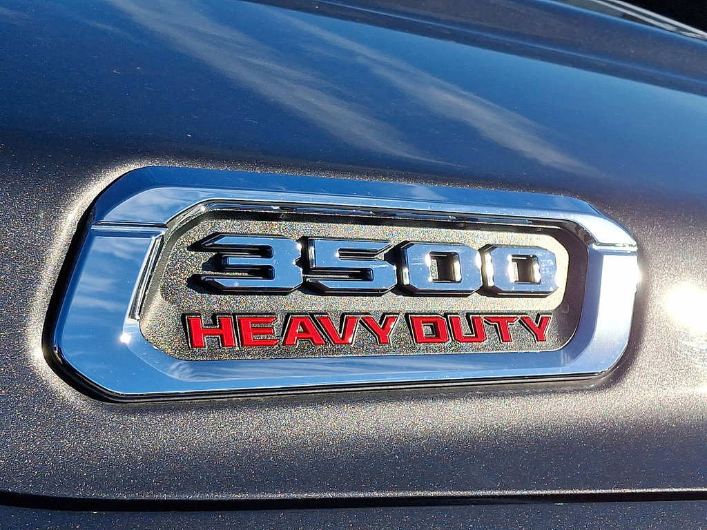 Used 2023 RAM 3500 Limited image 24