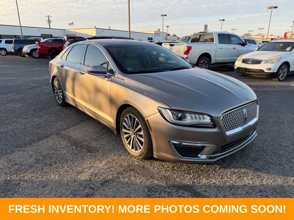 Used 2018 Lincoln MKZ Premiere image 1
