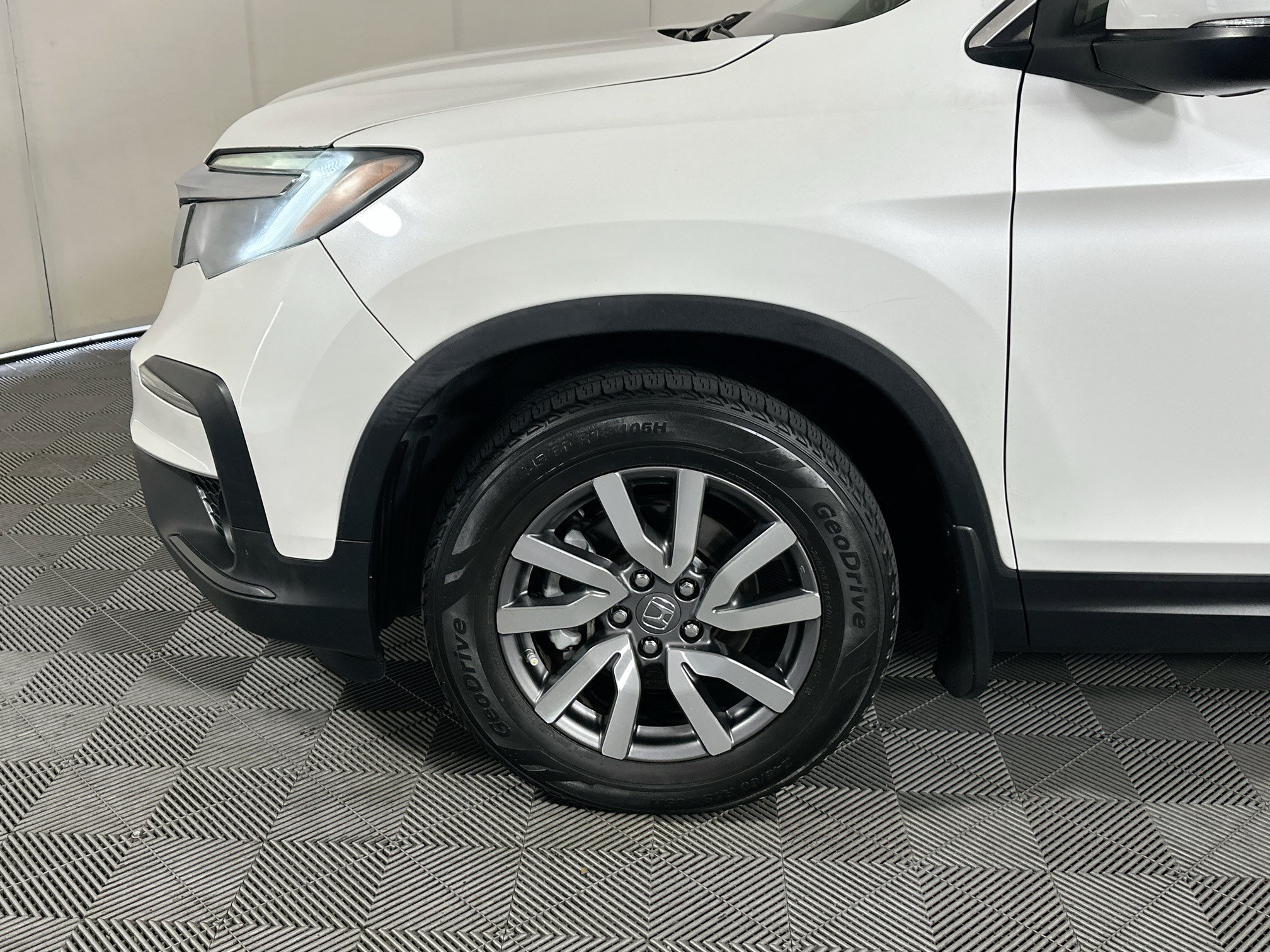 Used 2021 Honda Pilot EX image 11