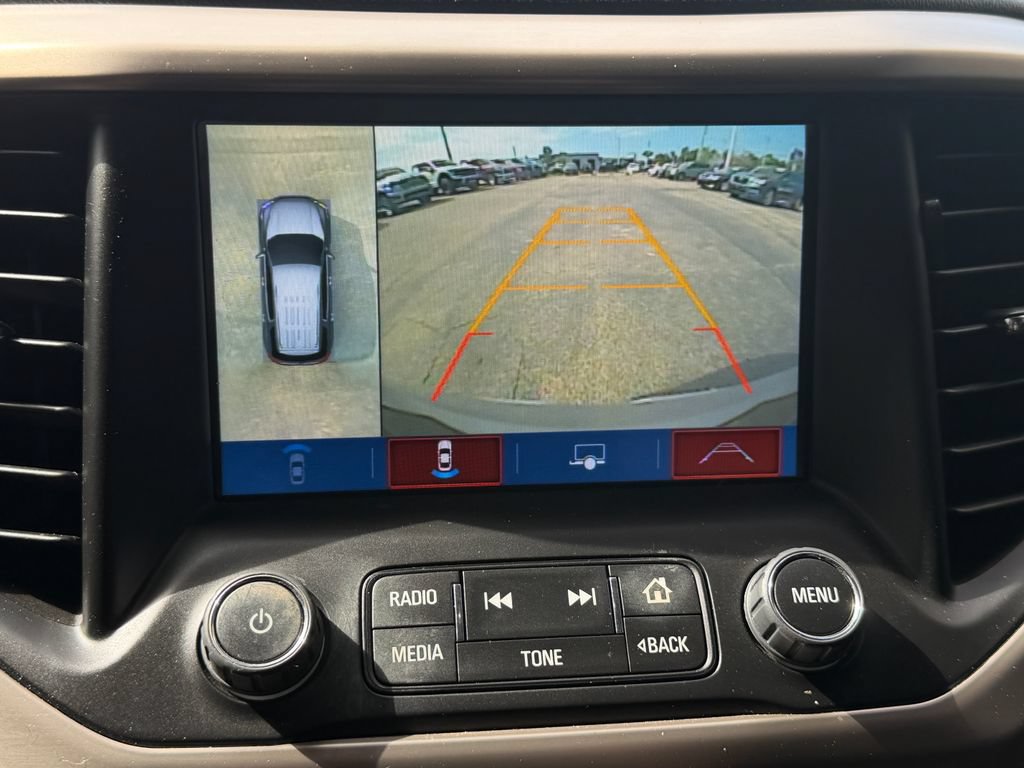 Used 2018 GMC Acadia Denali w/ Technology Package FWD image 27