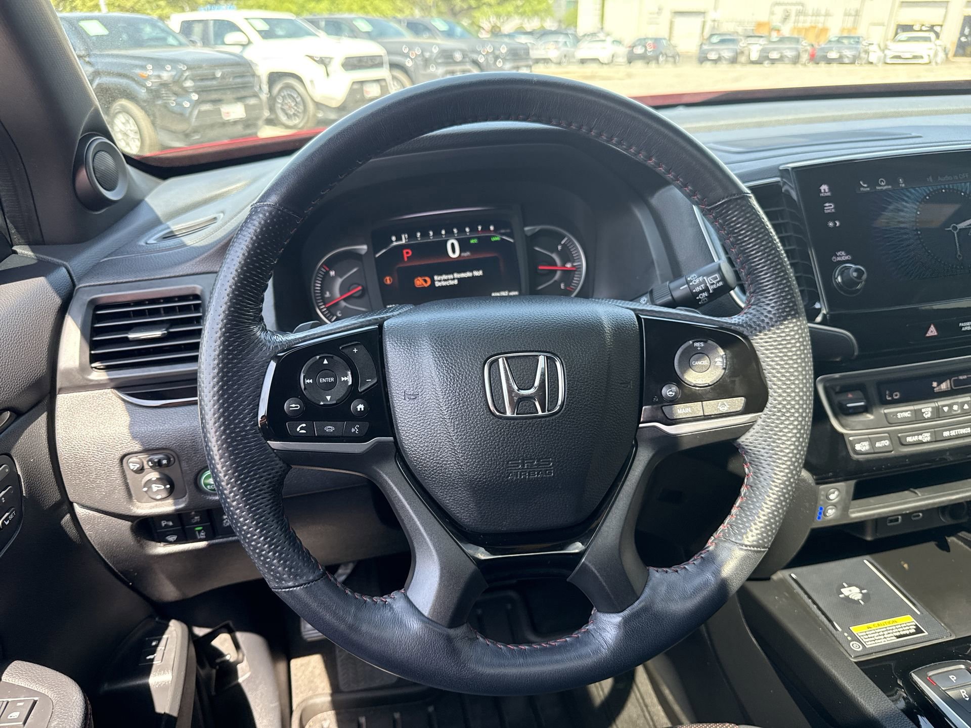 Used 2025 Honda Passport Black Edition image 11
