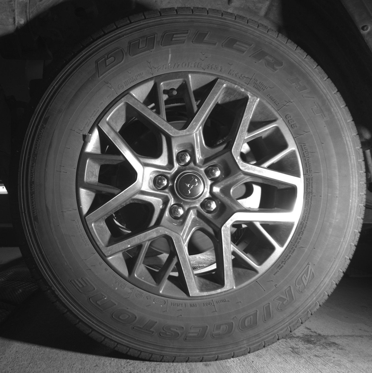 Used 2025 Jeep Wrangler Sahara image 12