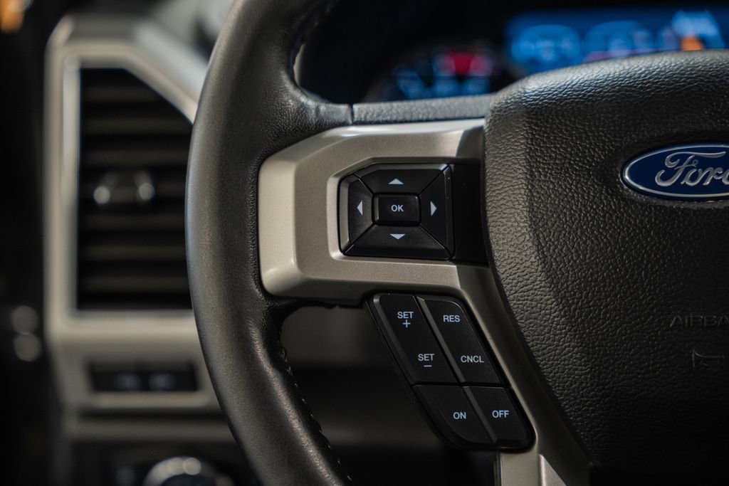 Used 2021 Ford F350 Lariat image 33