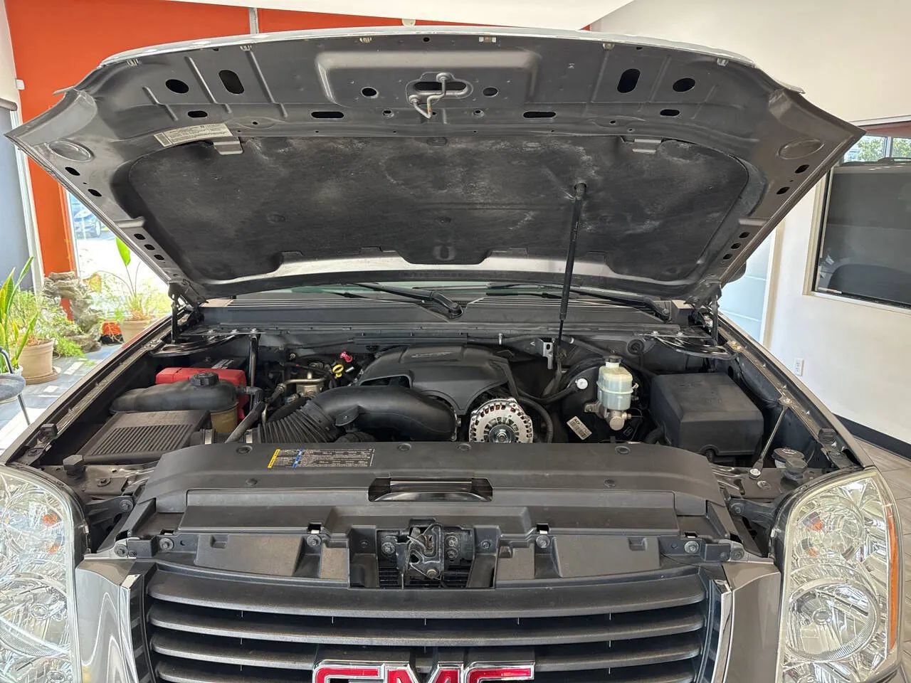 Used 2007 GMC Yukon XL SLT w/ SLT Preferred Equipment Group AWD/4WD image 50