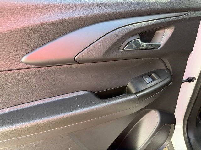 Used 2023 Chevrolet TrailBlazer LT FWD image 31