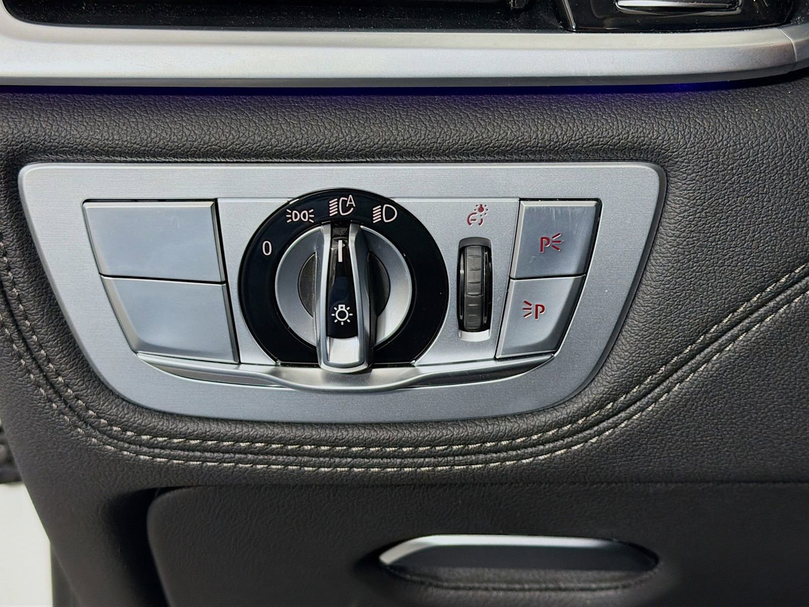 Used 2022 BMW 750i xDrive w/ Executive Package image 11