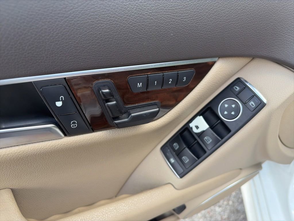 Used 2014 Mercedes-Benz C 250 Sedan image 18