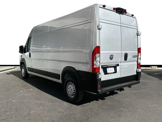 Used 2024 RAM ProMaster 2500 w/ Premium Convenience Group image 5
