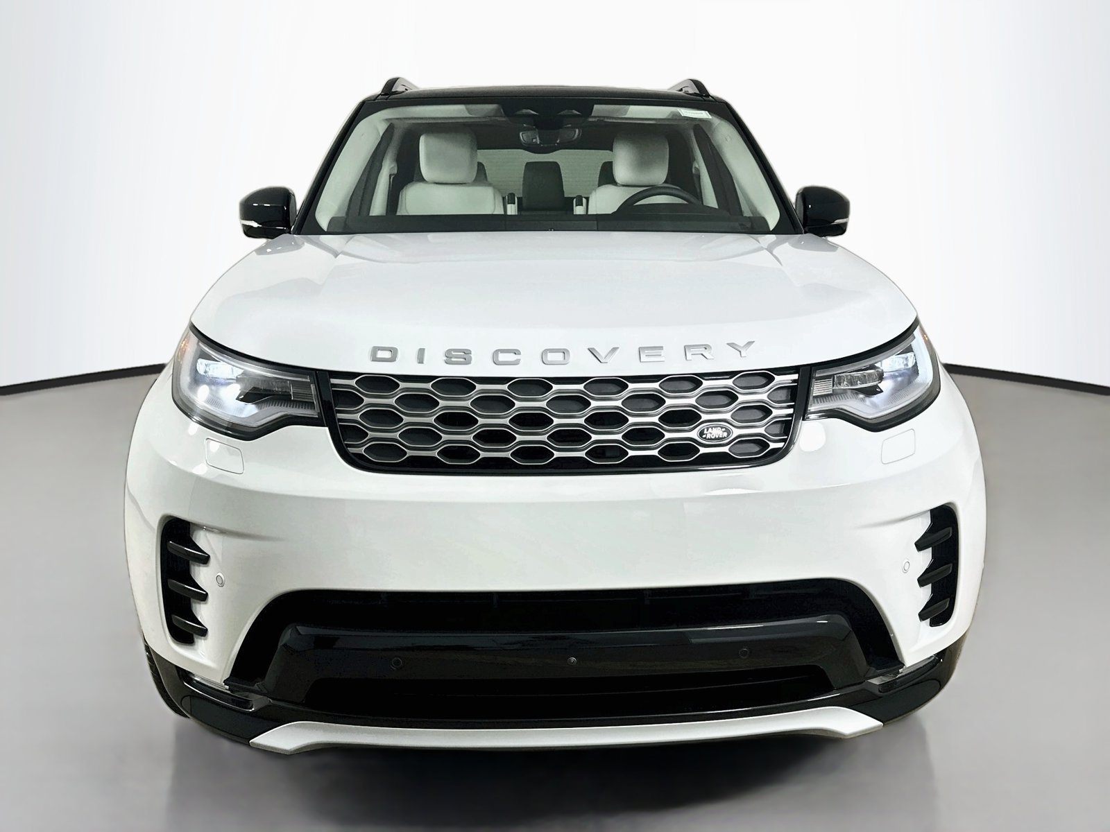 New 2026 Land Rover Discovery Limited Edition AWD/4WD image 2