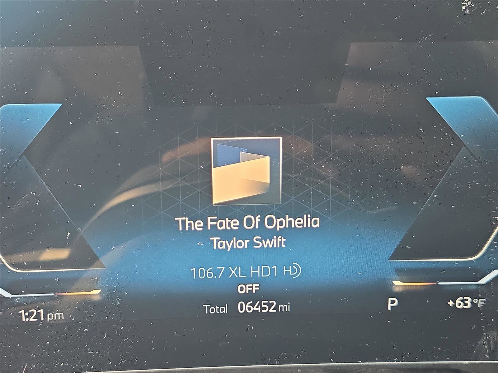 Certified 2025 BMW X1 xDrive28i w/ Convenience Package image 24