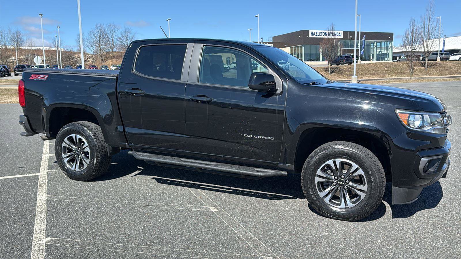 Used 2022 Chevrolet Colorado Z71 w/ Safety Package image 3