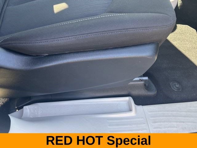 Used 2023 Chrysler Voyager LX FWD image 37