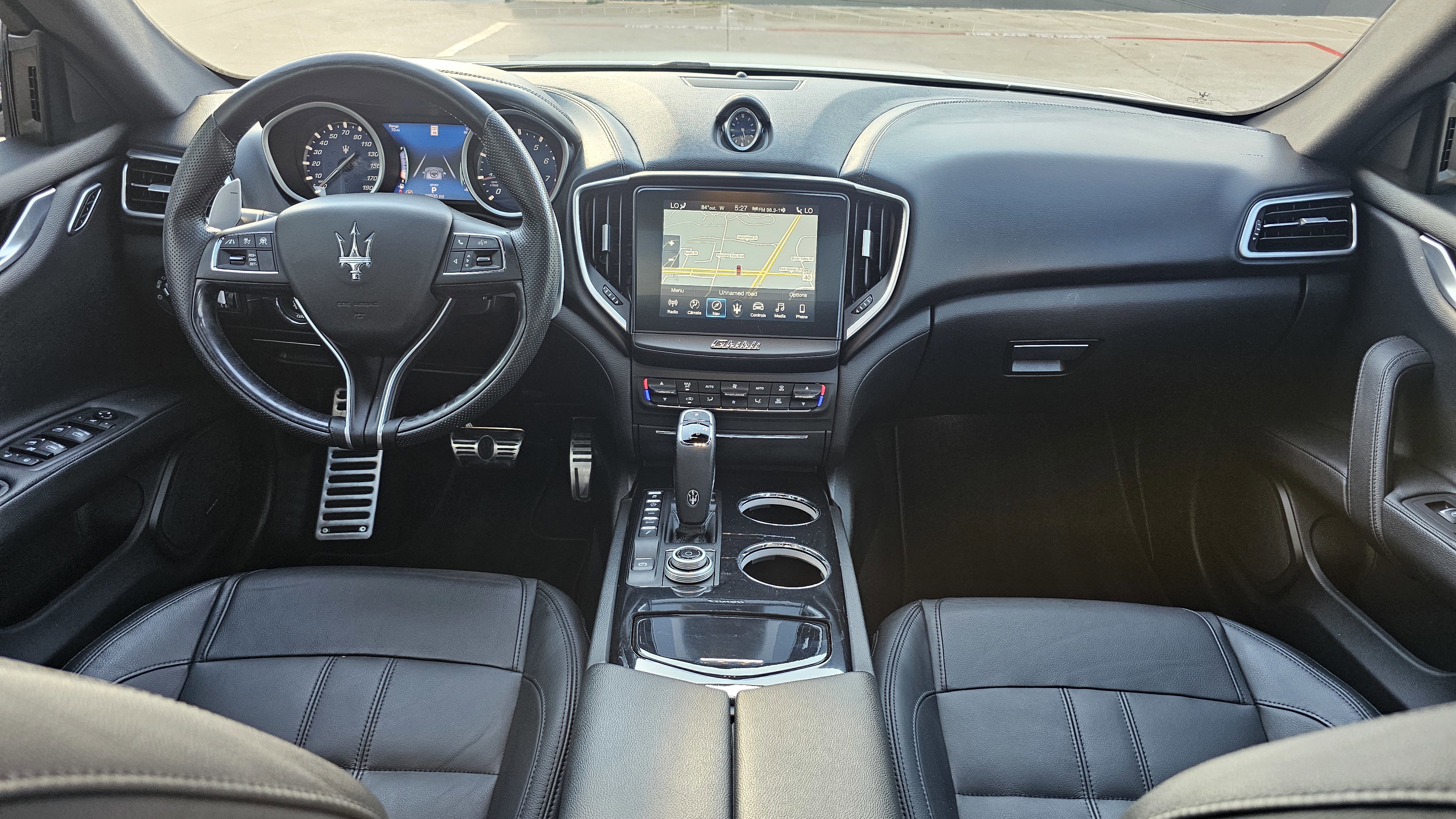 Used 2020 Maserati Ghibli GranSport image 39