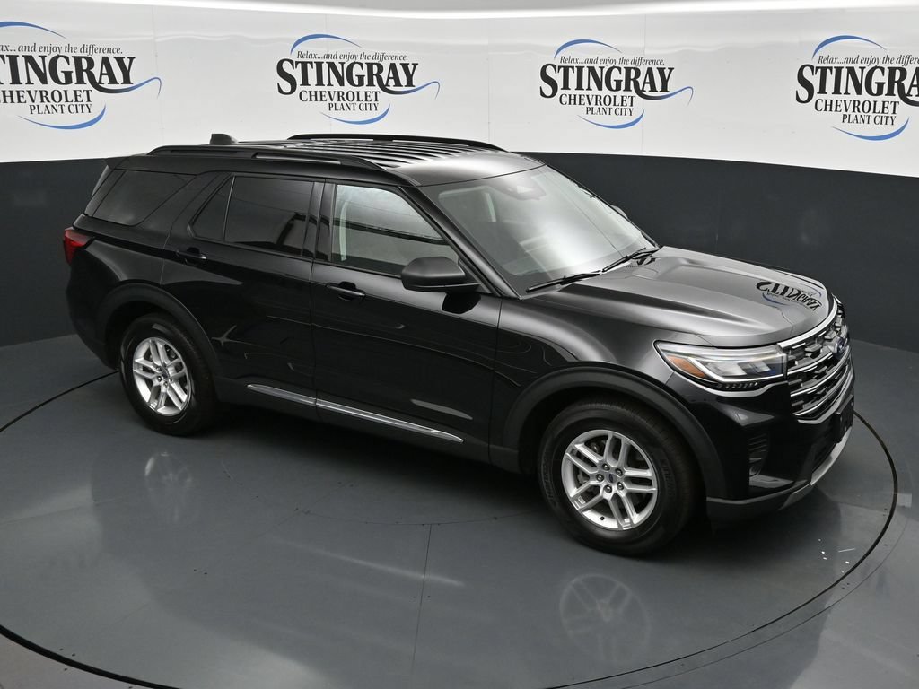 Used 2025 Ford Explorer Active RWD image 27