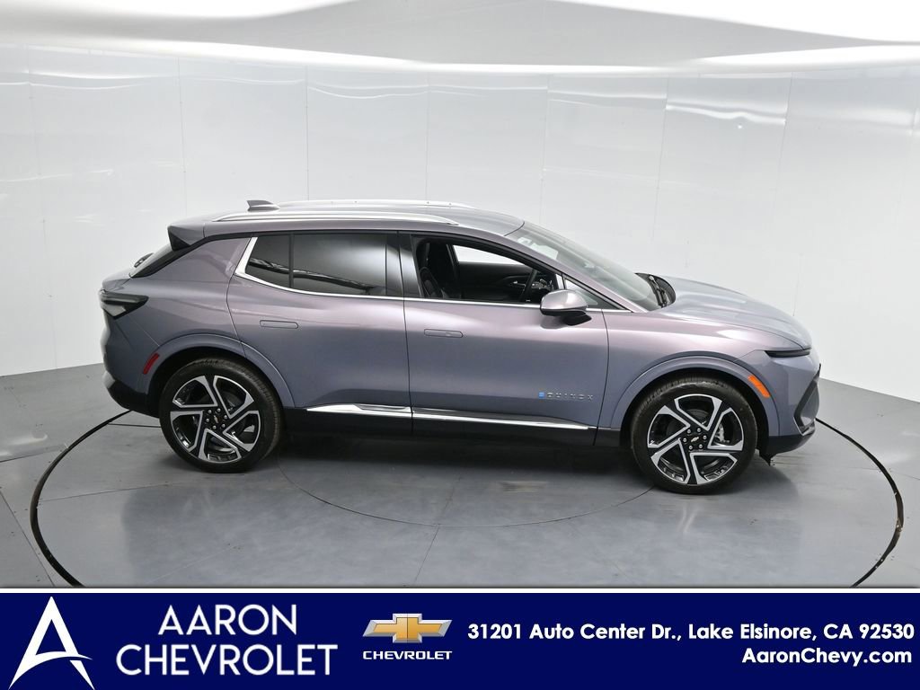 New 2026 Chevrolet Equinox EV LT image 44