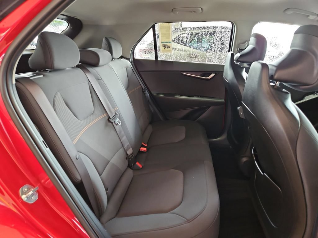 Used 2025 Kia Niro LX FWD image 30