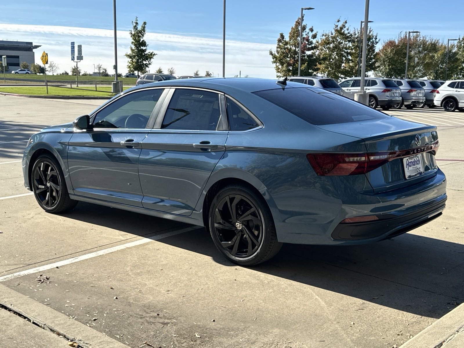 New 2026 Volkswagen Jetta SE FWD image 3