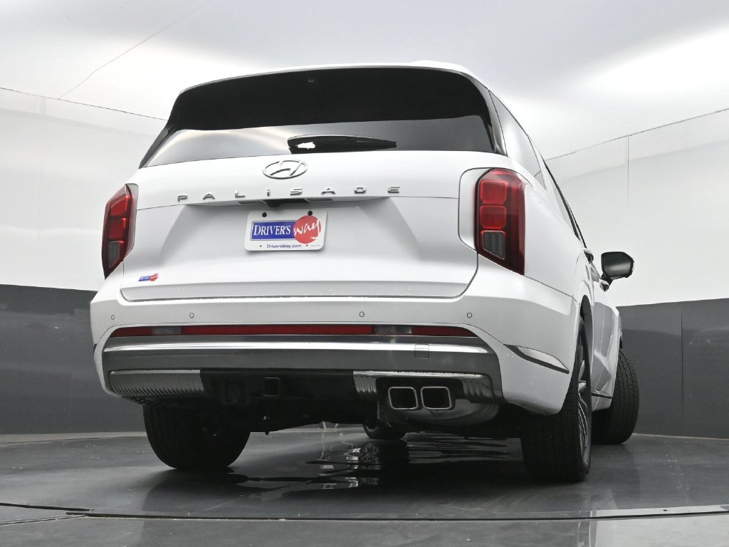 Used 2025 Hyundai Palisade Calligraphy FWD image 33