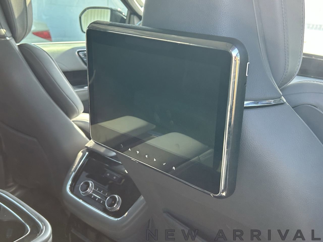 Used 2019 Lincoln Navigator L Reserve AWD/4WD image 8