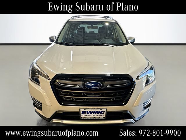 Used 2023 Subaru Forester Touring AWD/4WD image 2