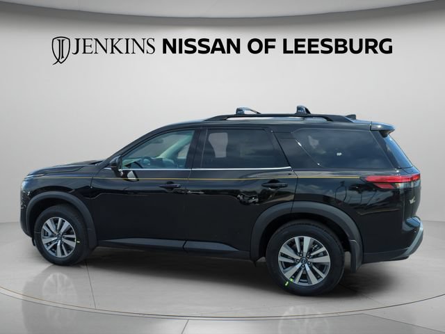 New 2026 Nissan Pathfinder SL FWD image 10