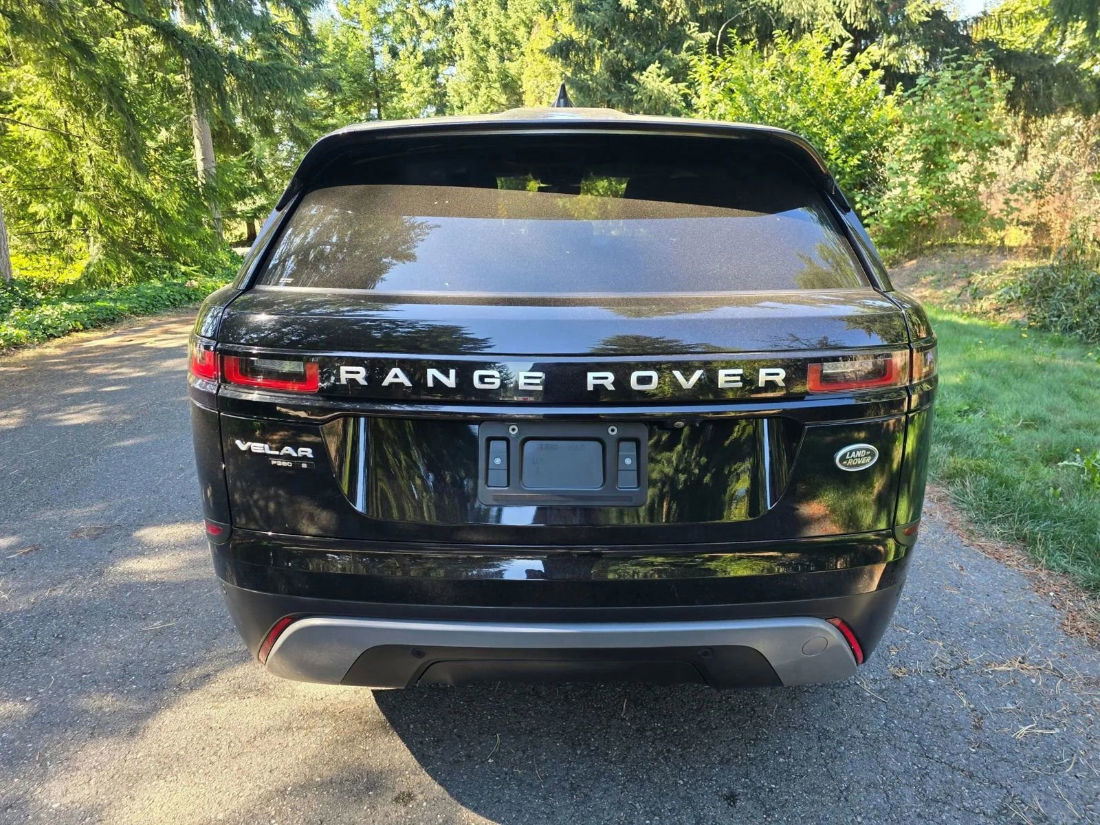 Used 2018 Land Rover Range Rover Velar S image 6