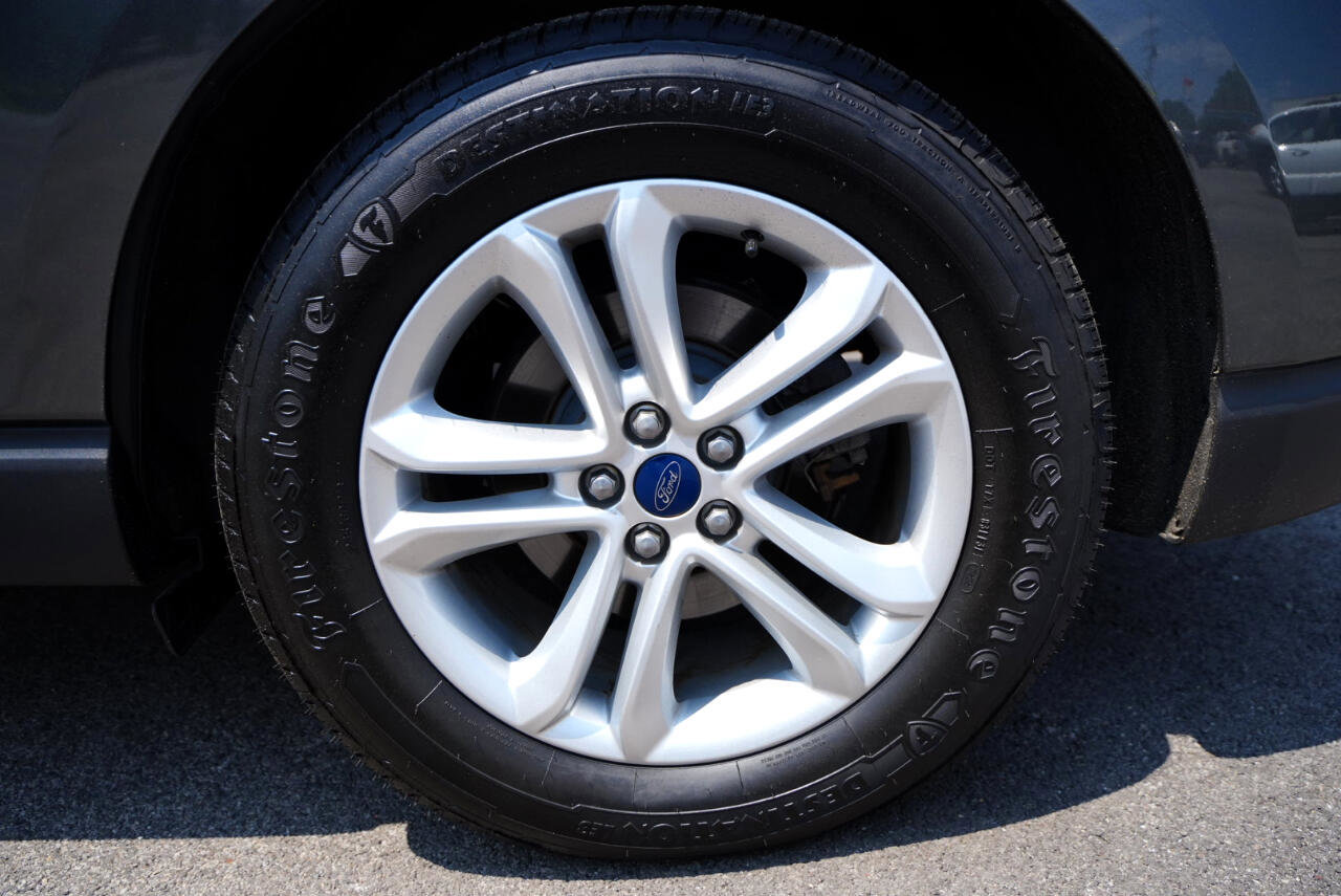 Used 2019 Ford Edge SEL w/ Equipment Group 201A image 12