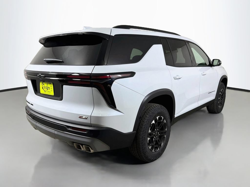 New 2027 Chevrolet Traverse Z71 w/ LPO, Floor Liner Package AWD/4WD image 5