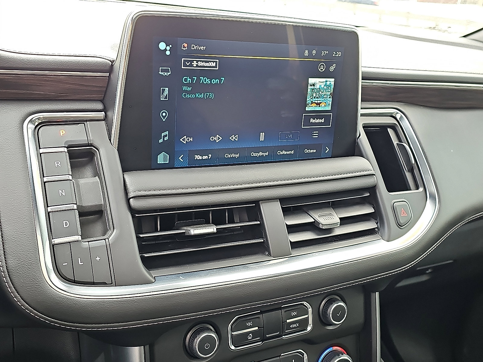 Used 2023 Chevrolet Tahoe Z71 w/ Luxury Package image 21