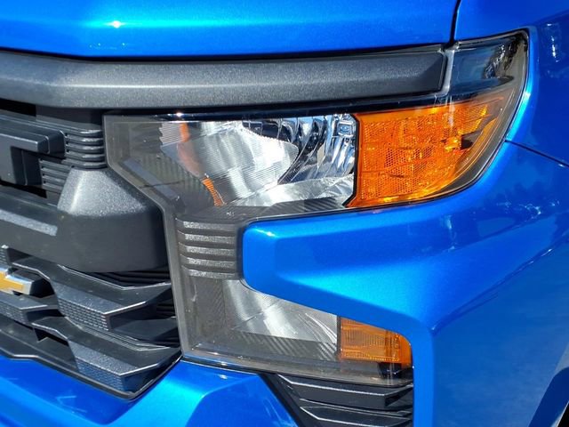 Used 2025 Chevrolet Silverado 1500 Custom image 9
