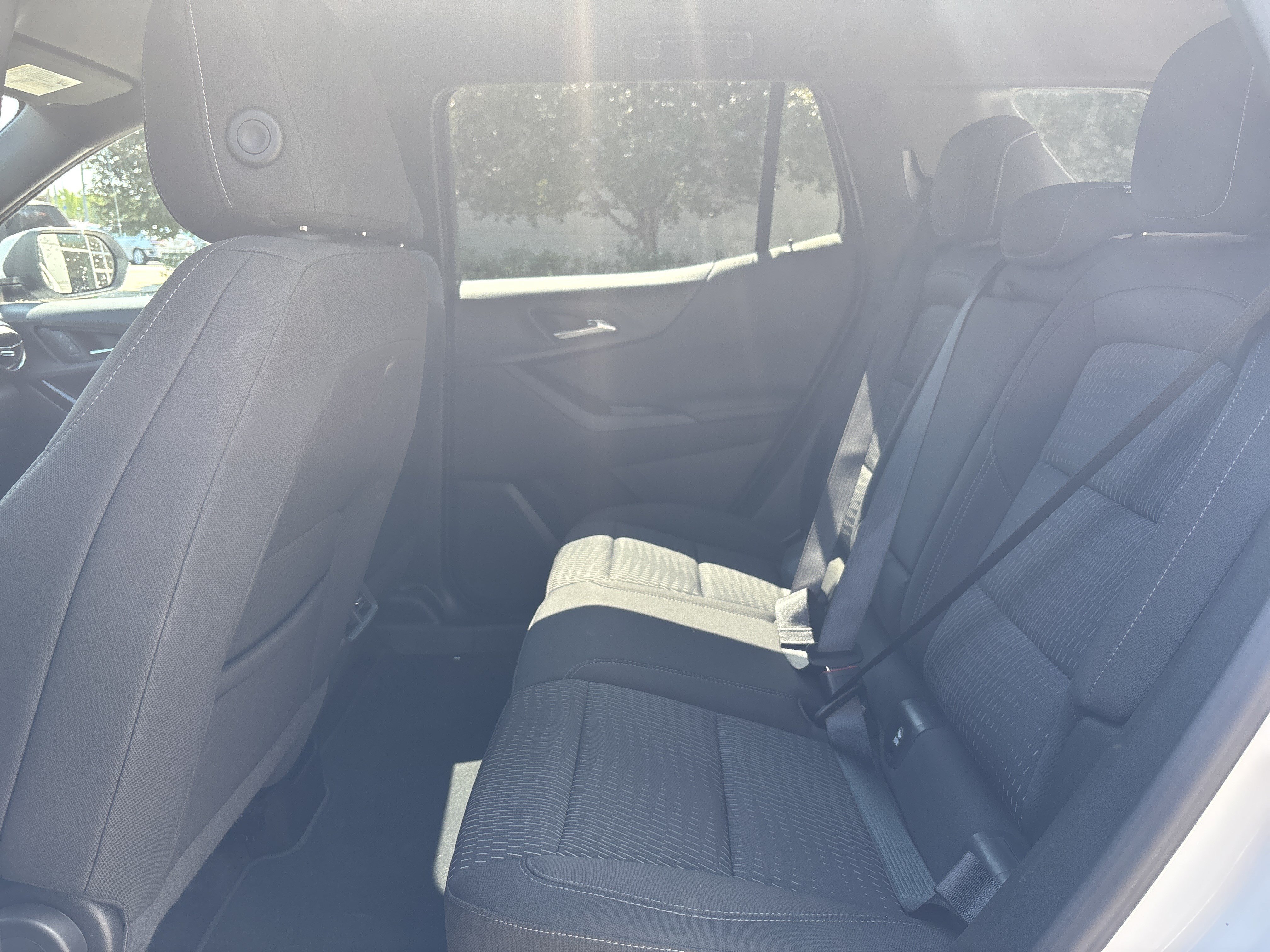 Used 2025 Chevrolet Equinox LT AWD/4WD image 30