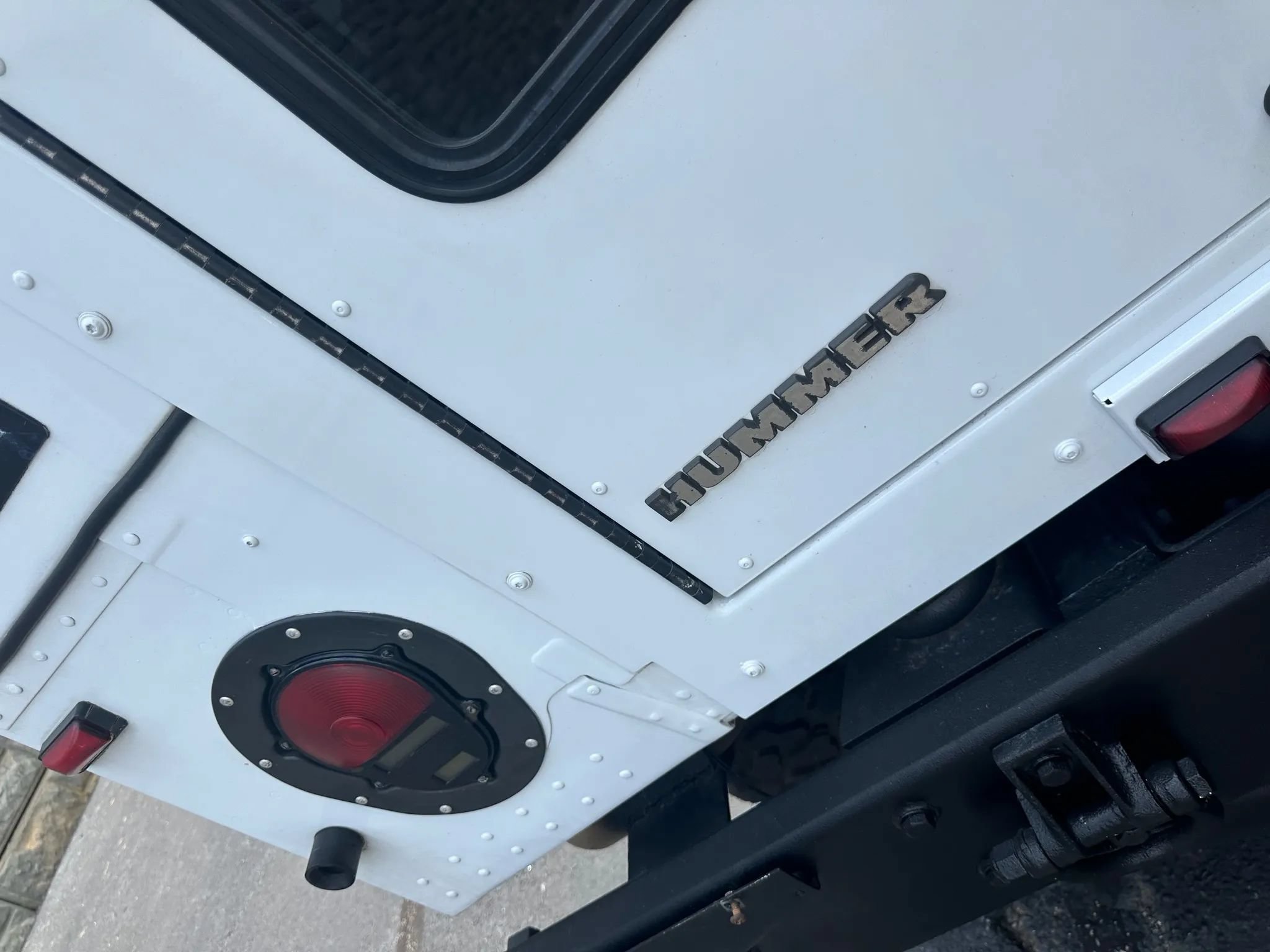 Used 1996 HUMMER H1 4-Door Wagon AWD/4WD image 11