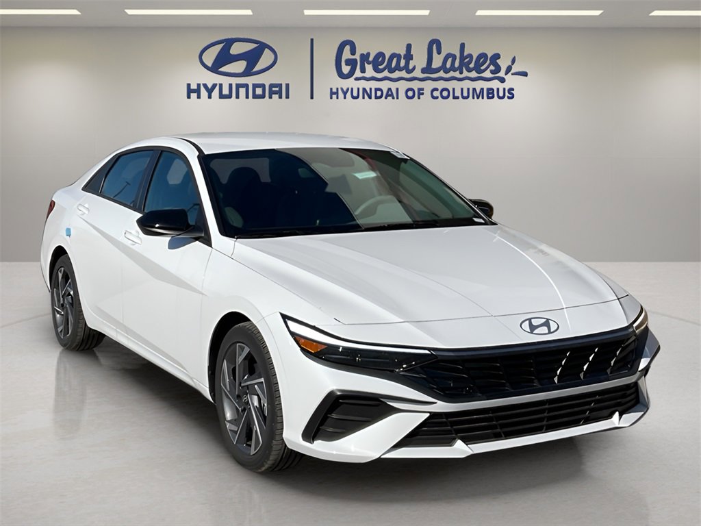 Certified 2025 Hyundai Elantra Sport image 7